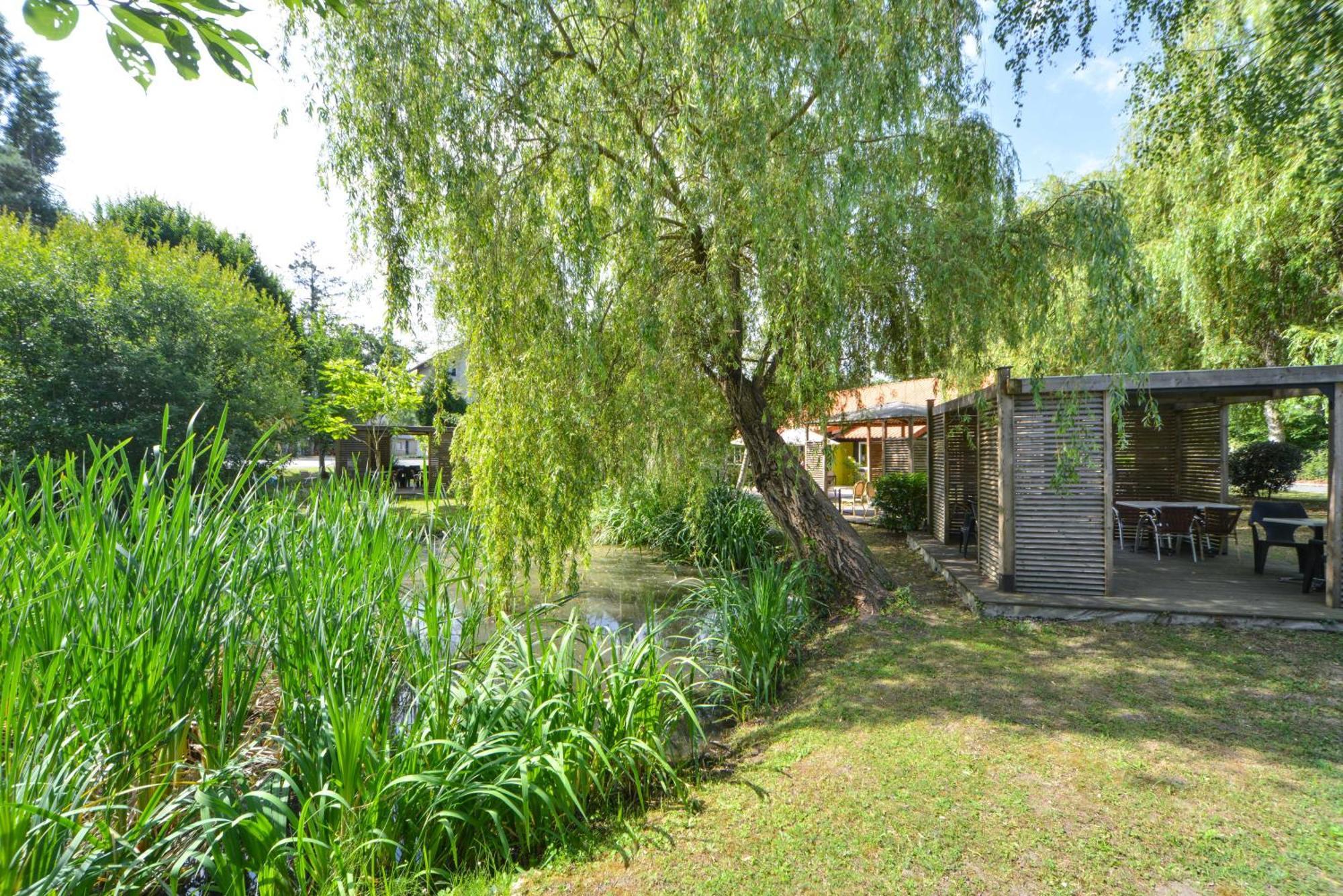 Logis - Hotel Restaurant La Mire Vierzon Ngoại thất bức ảnh