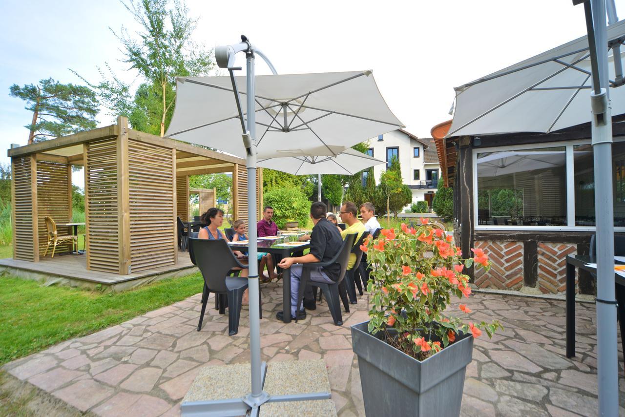 Logis - Hotel Restaurant La Mire Vierzon Phòng bức ảnh